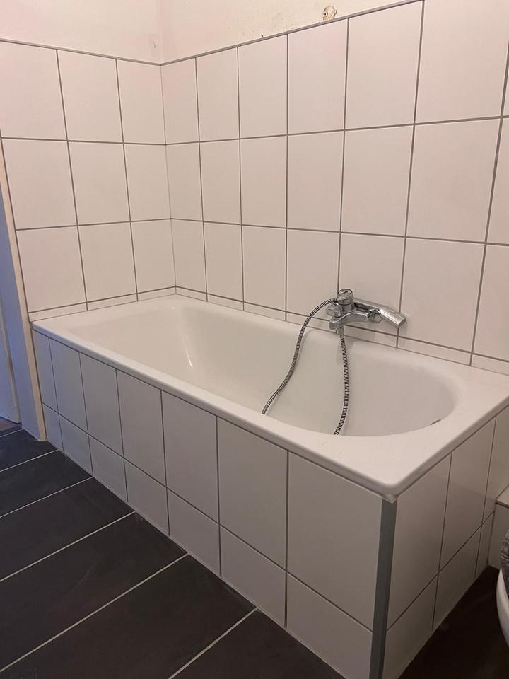 ANFRAGESTOPP!! 3ZKBB Mietwohnung innenstadtnah zu September
