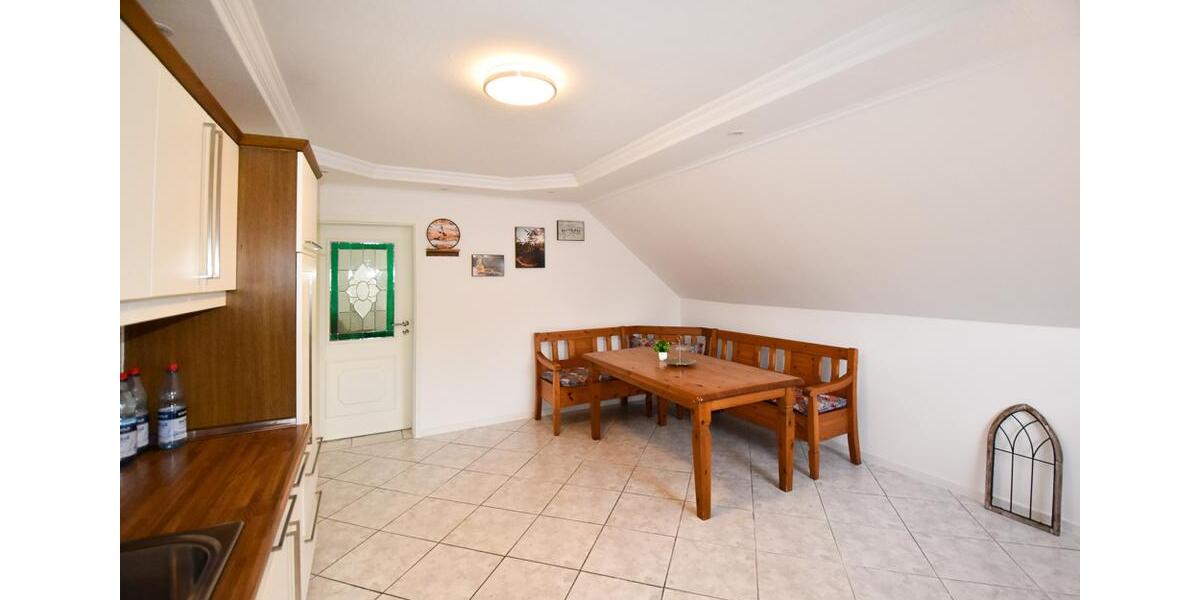 Dachgeschoßwohnung Friesoythe - 3 Zimmer, 130 m&sup2;, 790&euro; | Angebot:22616755