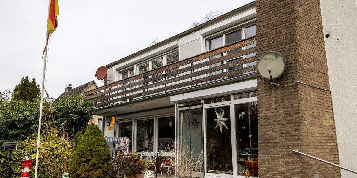 *** 3 WE - 1 WE frei - 2 vermietet - BELIEBTE LAGE in GUTER NACHBARSCHAFT *** 7 zimmer