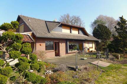 Haus Edewecht Portsloge - 8 Zimmer, 254 m&sup2;, 361.000&euro; | Angebot:26188273