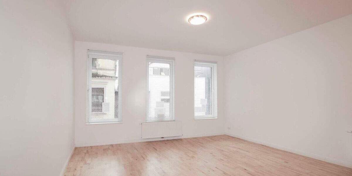 Aufgepaßt!!! Sanierte Innenstadtwohnung, unterschiedlich nutzbar (Büro Praxis oder Wohnung) 2 zimmer