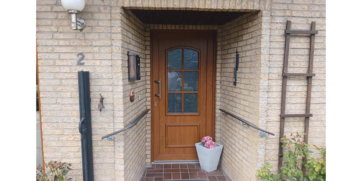 Doppelhaushälfte Bad Zwischenahn - 2 Zimmer, 160 m&sup2;, 395.000&euro; | Angebot:27030027