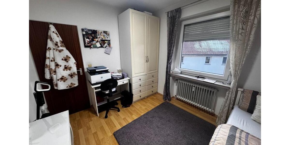 Etagenwohnung Oldenburg Eversten - 3 Zimmer, 88 m&sup2;, 780&euro; | Angebot:25161208
