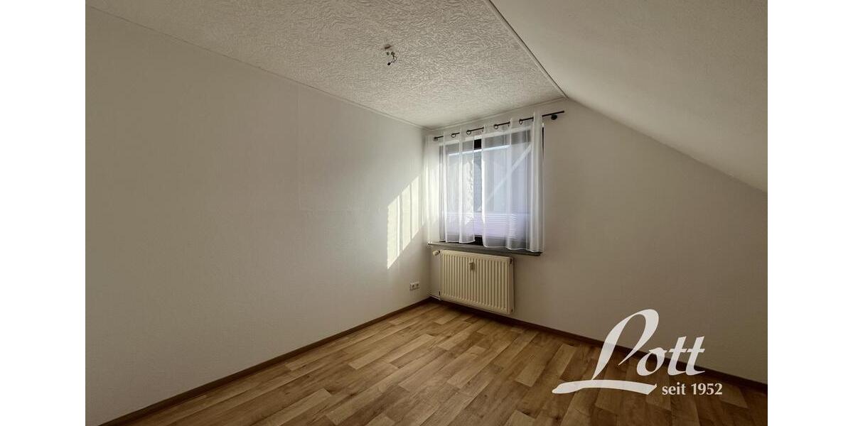 Dachgeschoßwohnung Apen - 2 Zimmer, 53 m&sup2;, 300&euro; | Angebot:25646535