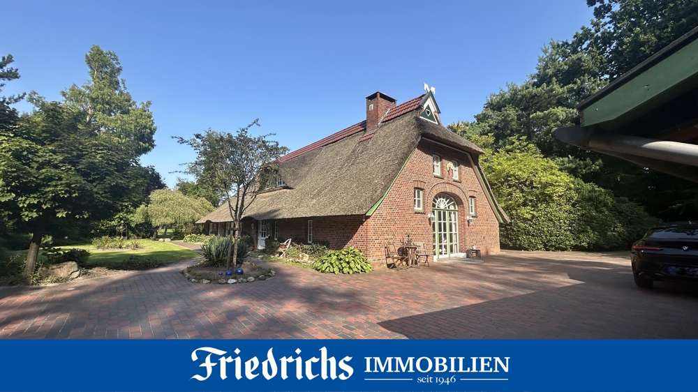 Haus zum Kaufen in Bad Zwischenahn 775.000 € 248.07 m² 9 zimmer