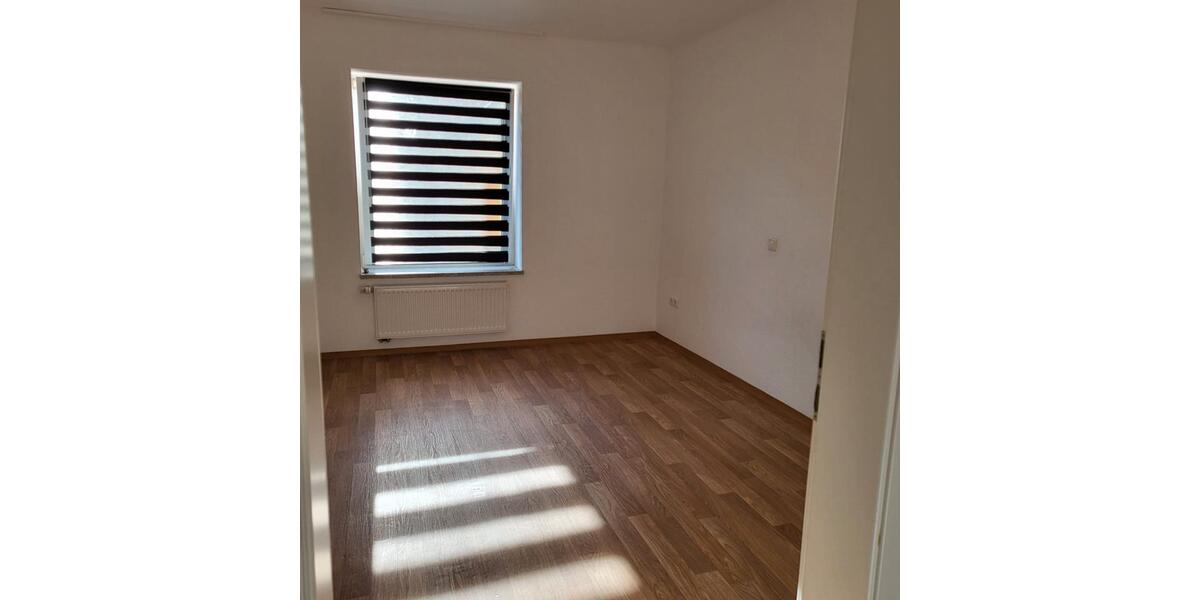 Erdgeschoßwohnung Edewecht - 2 Zimmer, 65 m&sup2;, 530&euro; | Angebot:26677763