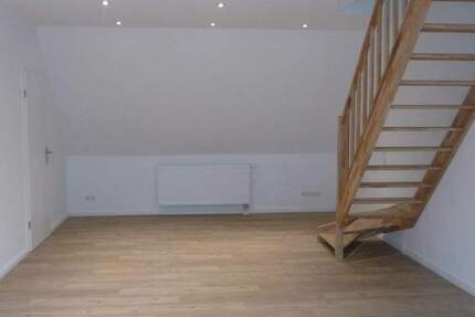 Moderne Dachgeschosswohnung über zwei Ebenen! 2 zimmer
