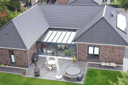 Haus Schwanewede - 4.5 Zimmer, 260 m&sup2;, 898.000&euro; | Angebot:26521589