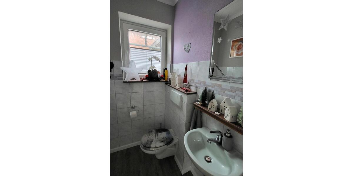 Einfamilienhaus Brake (Unterweser) - 6 Zimmer, 120 m&sup2;, 330.000&euro; | Angebot:25942776