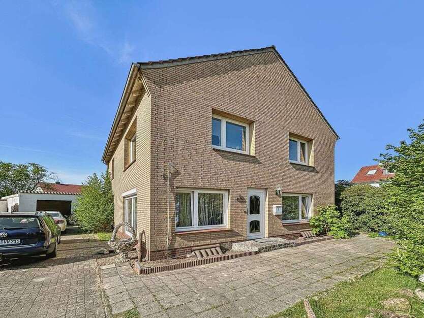 Haus zum Kaufen in Oldenburg 120.000 € 159.54 m²