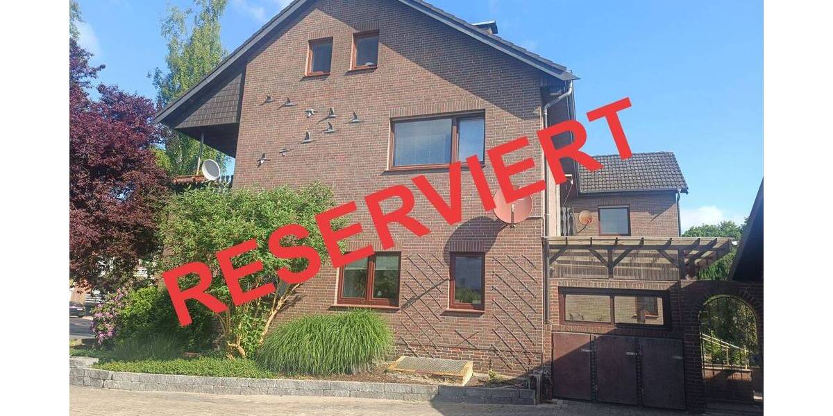 Vielseitiges Mehrfamilienhaus mit Entwicklungspotenzial in Oldenburg-Kreyenbrück 1 zimmer