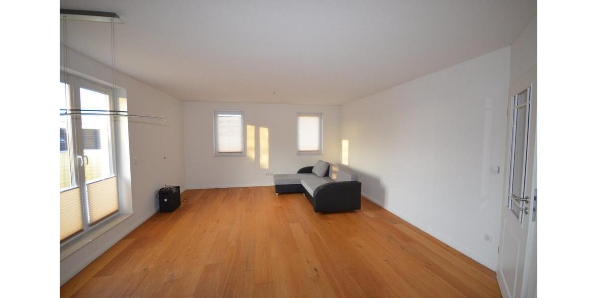 Einfamilienhaus Oldenburg Etzhorn - 3 Zimmer, 98 m&sup2;, 1.150&euro; | Angebot:25886887