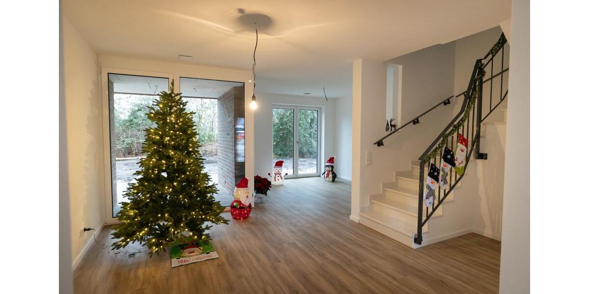 01.02.26 Modernes, gemütliches Reihenmittelhaus vor Oldenburg - KfW 40 Standard, Garten, 6 Zimmer, 6 zimmer