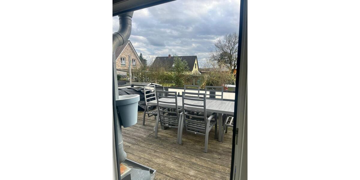 Dachgeschoßwohnung Schwanewede - 3.5 Zimmer, 120 m&sup2;, 900&euro; | Angebot:25368322