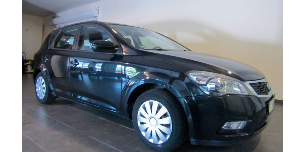 Kia ceed / Ceed 119.700 km 6.490 &euro; Oldenburg 26125