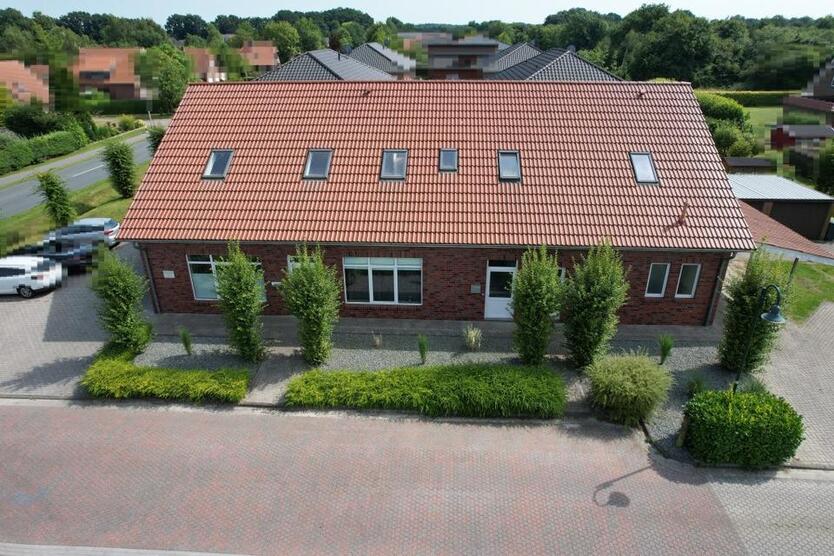 Büro-Praxisraum in zentraler Lage!