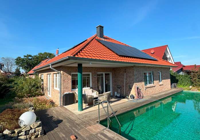 Haus zum Kaufen in Elsfleth 349.000 € 100 m² 3 zimmer