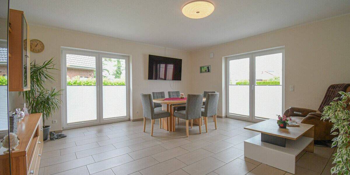 Bungalow Apen - 4 Zimmer, 129 m&sup2;, 349.000&euro; | Angebot:26929753