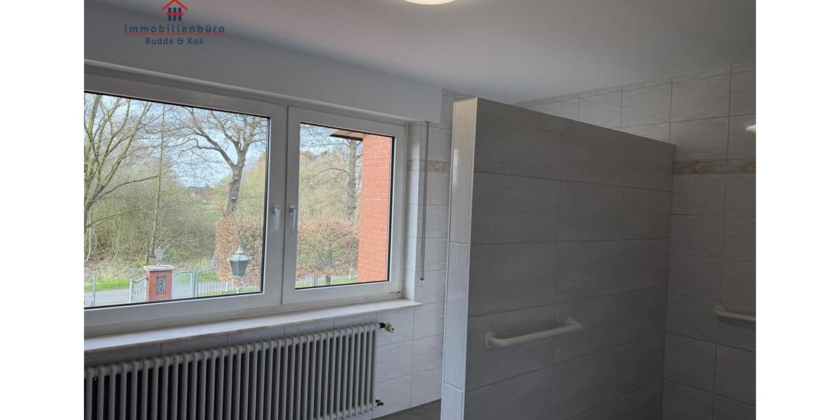 Doppelhaushälfte Friesoythe - 7 Zimmer, 233 m&sup2;, 1.500&euro; | Angebot:26247200