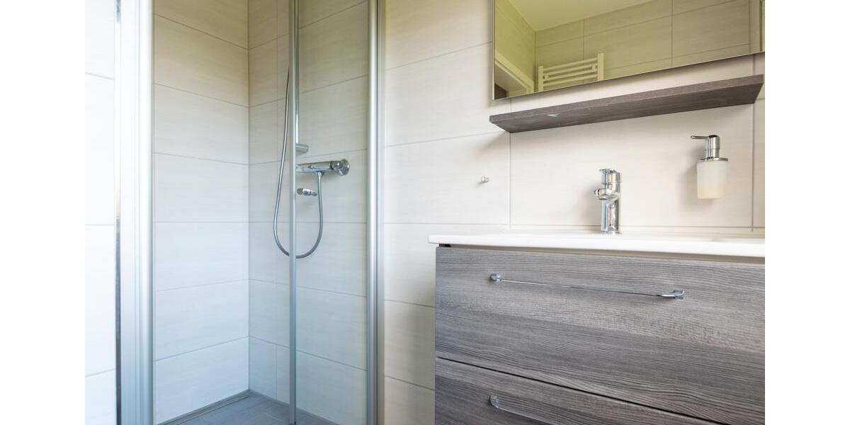 Charmanter Bungalow in Ofen mit Wintergarten, Garten und Garage – ideal zum Wohlfühlen! 4 zimmer