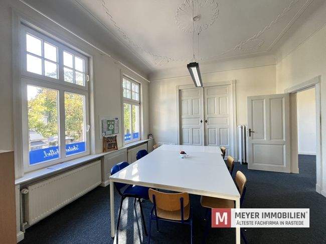 Vielseitige Büro Praxisfläche im Herzen von Rastede - Oldenburger Straße (Objekt-Nr. 6585) 5 zimmer