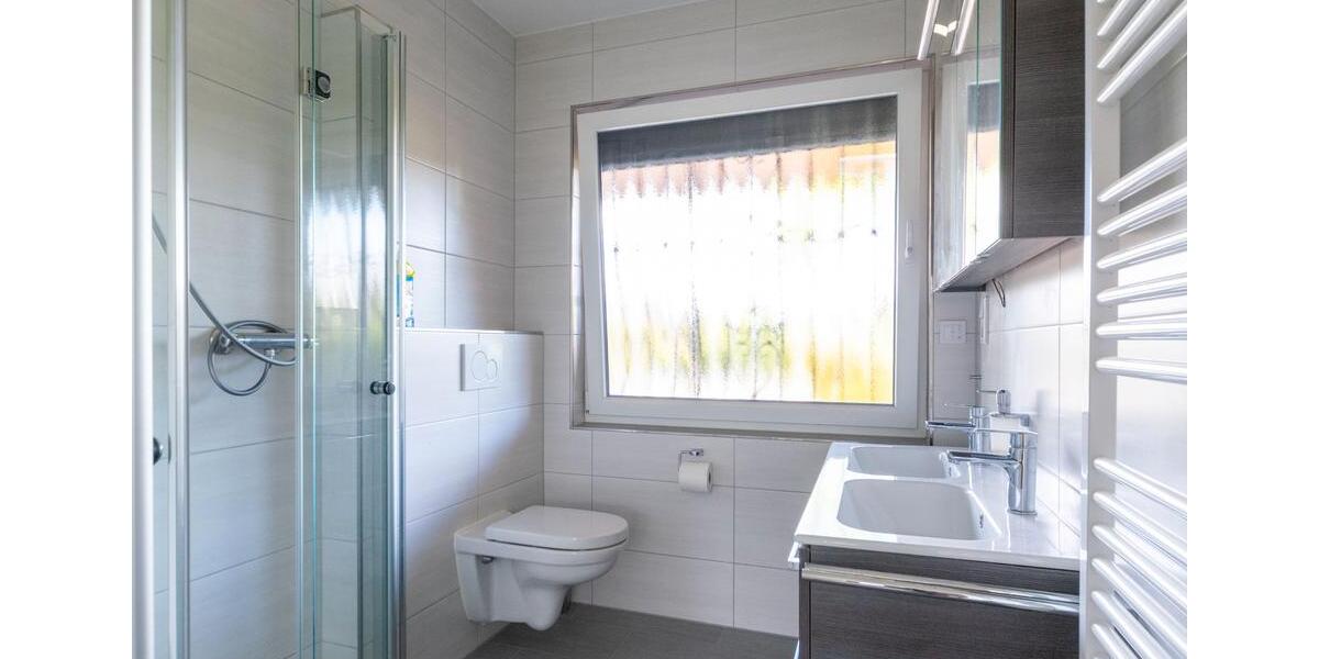 Charmanter Bungalow in Ofen mit Wintergarten, Garten und Garage – ideal zum Wohlfühlen! zimmer