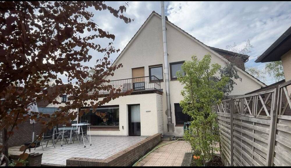 Mehrfamilienhaus, Wohnhaus Oldenburg Alexandersfeld - 7 Zimmer, 171 m&sup2;, 349.000&euro; | Angebot:26287097