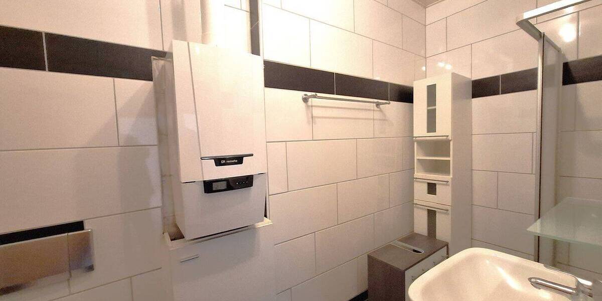 Einfamilienhaus Berne Ranzenbüttel - 7 Zimmer, 205 m&sup2;, 256.000&euro; | Angebot:26568908