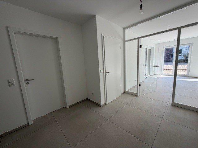 Erdgeschoßwohnung Bad Zwischenahn - 3 Zimmer, 92 m&sup2;, 1.330&euro; | Angebot:26330517