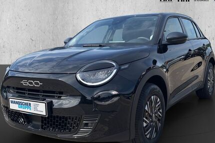 Fiat 600 11.111 km 21.990 € Oldenburg 26135