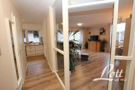 Wohnung zum Kaufen in Apen Augustfehn 149.000 € 64.12 m² 2 zimmer