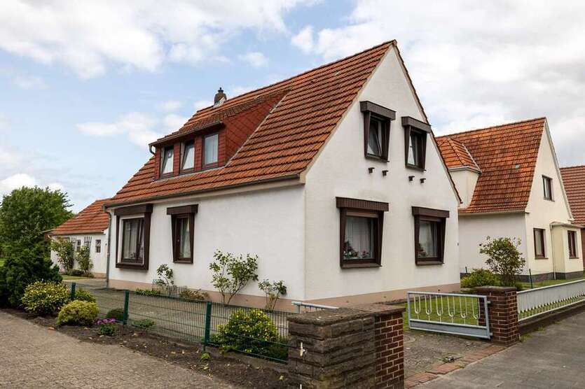 Haus zum Kaufen in Delmenhorst 247.000 € 110 m²