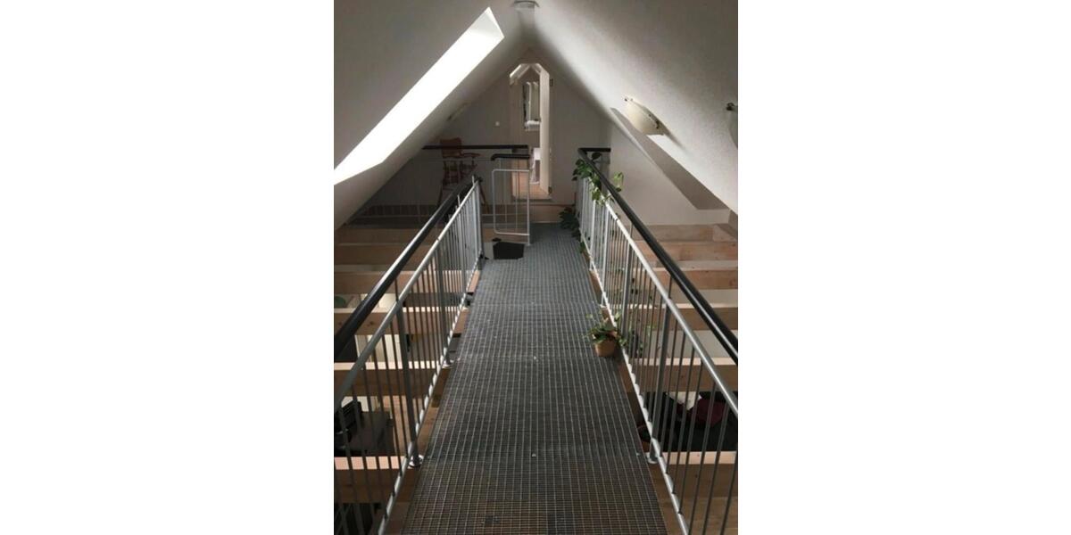 Etagenwohnung Oldenburg Dobbenviertel - 4 Zimmer, 150 m&sup2;, 850&euro; | Angebot:25320546