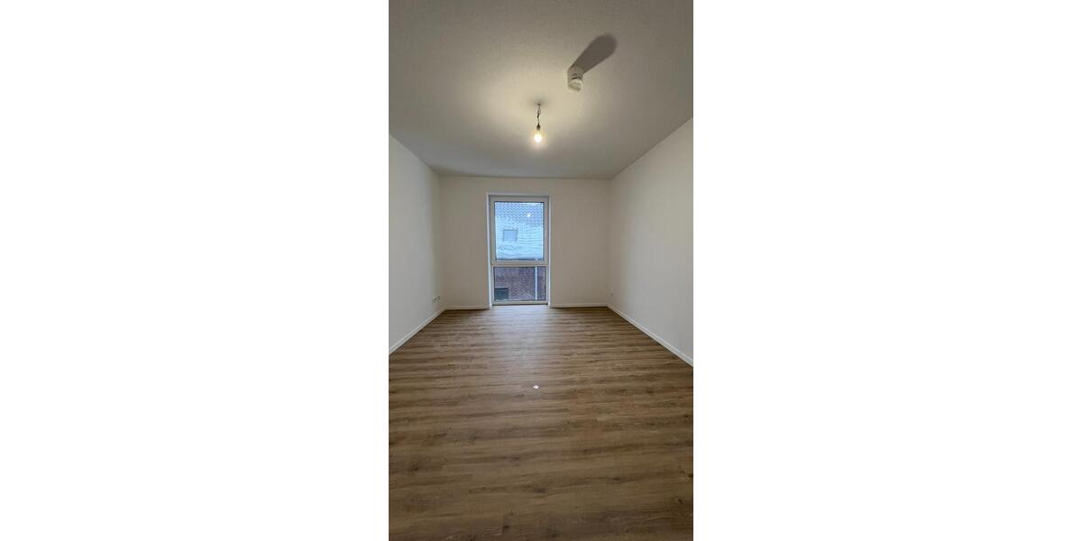 Große 5-Zimmer-Neubauwohnung mit Dachterrasse in Friedrichsfehn 5 zimmer