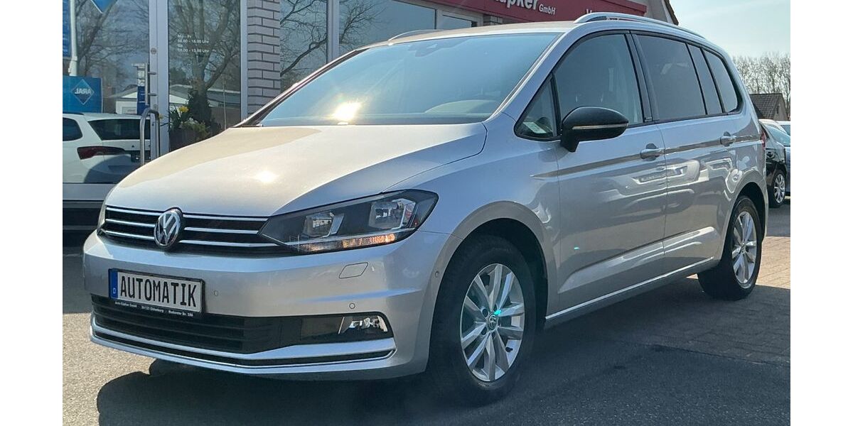 VW Touran 70.884 km 22.900 &euro; Oldenburg 26125