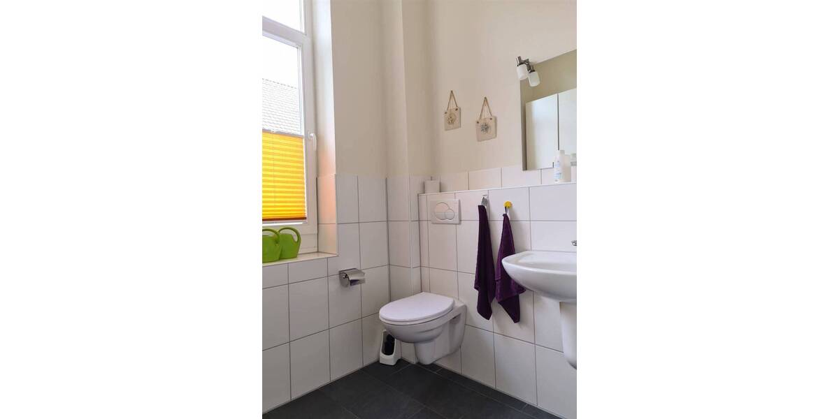 Mehrfamilienhaus, Wohnhaus Varel Varel - 8 Zimmer, 237 m&sup2;, 385.000&euro; | Angebot:25689867