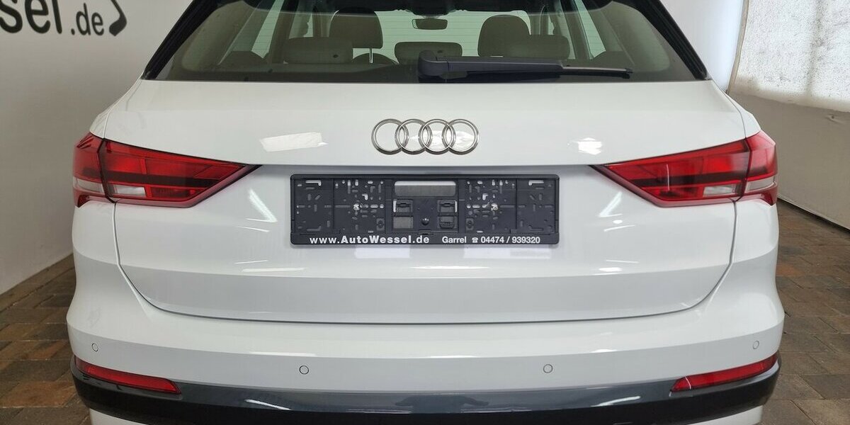 Audi Q3 35 TDI Advanced Prestige LED ACC APP schw.AHK 79.950 km 27.750 € Garrel 49681