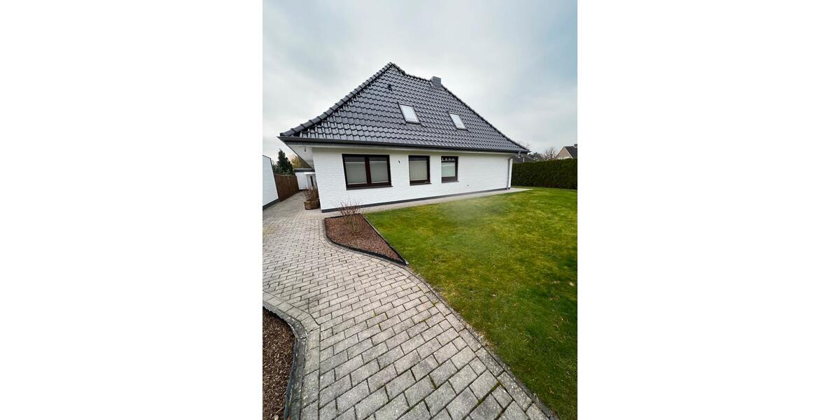 Schönes,geräumiges Haus in Bad Zwischenahn zu verkaufen 8 zimmer