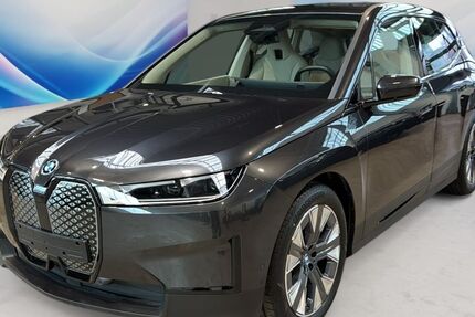 BMW iX 6.277 km 73.900 &euro; Oldenburg 26135