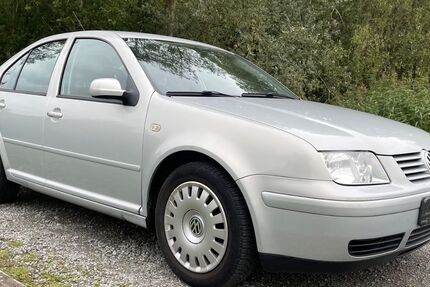 VW Bora 136.000 km 2.220 € Bremen 28197