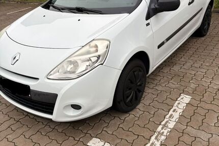 Renault Clio 138.500 km 3.299 &euro; Rastede 26180