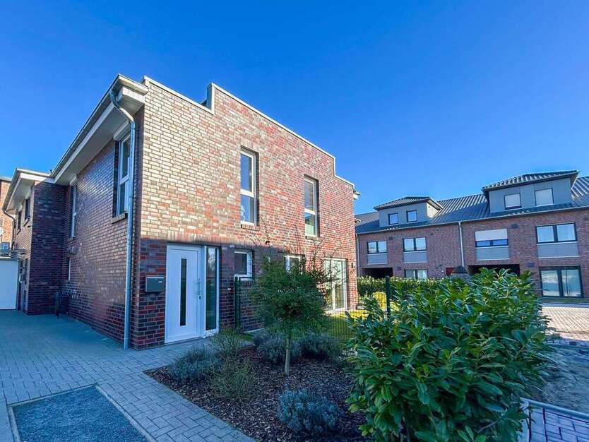 Haus zum Kaufen in Oldenburg 449.000 € 110 m²