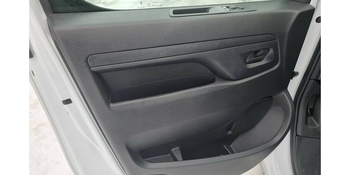 Opel Vivaro Edition M 9-Sitzer Automatik Zafira Life 87.900 km 28.900 &euro; Garrel 49681