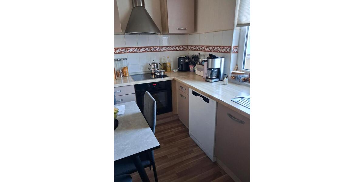 Dachgeschoßwohnung Delmenhorst - 4 Zimmer, 100 m&sup2;, 1.350&euro; | Angebot:25843935