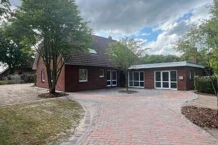 Haus zum Mieten in Westerstede 1.250 € 180 m²