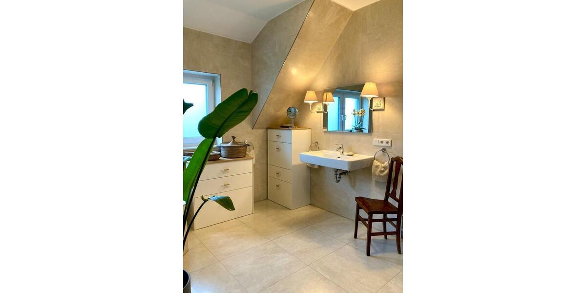 Doppelhaushälfte Oldenburg Kreyenbrück - 5 Zimmer, 134 m&sup2;, 1.790&euro; | Angebot:26615356