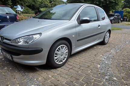 Peugeot 206 73.500 km 2.800 &euro; Varel 26316
