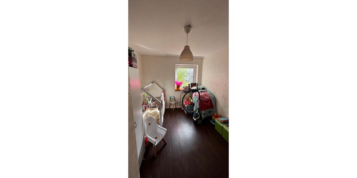 Etagenwohnung Delmenhorst - 4 Zimmer, 82 m&sup2;, 790&euro; | Angebot:26652775
