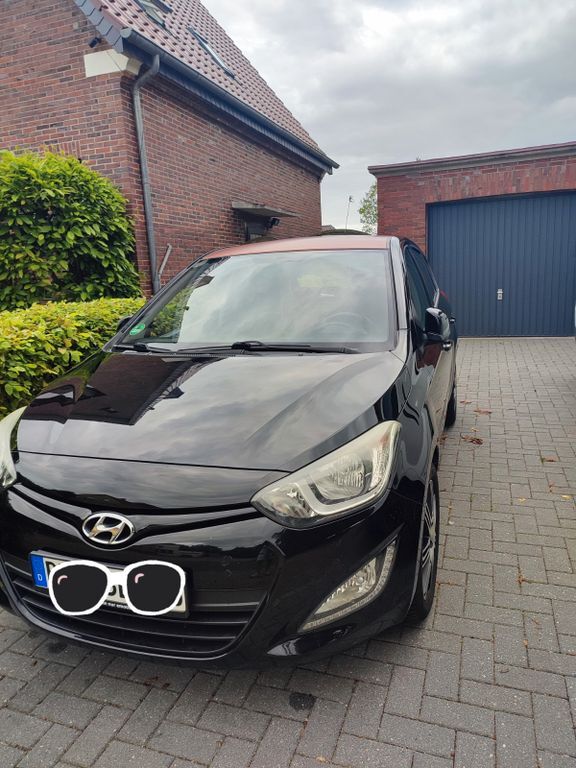 i20