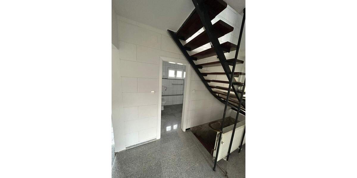 Mehrfamilienhaus, Wohnhaus Brake - 5 Zimmer, 93 m&sup2;, 209.900&euro; | Angebot:25142200